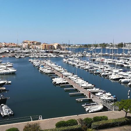 Studio Cabine Vue Port Avec Parking Prive, Piscine, Parc, Boulodrome Agde Exterior photo
