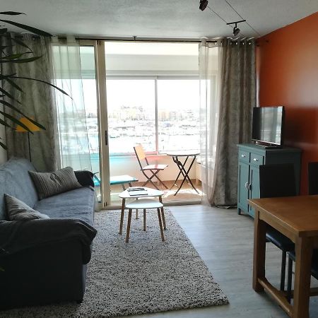 Studio Cabine Vue Port Avec Parking Prive, Piscine, Parc, Boulodrome Agde Exterior photo