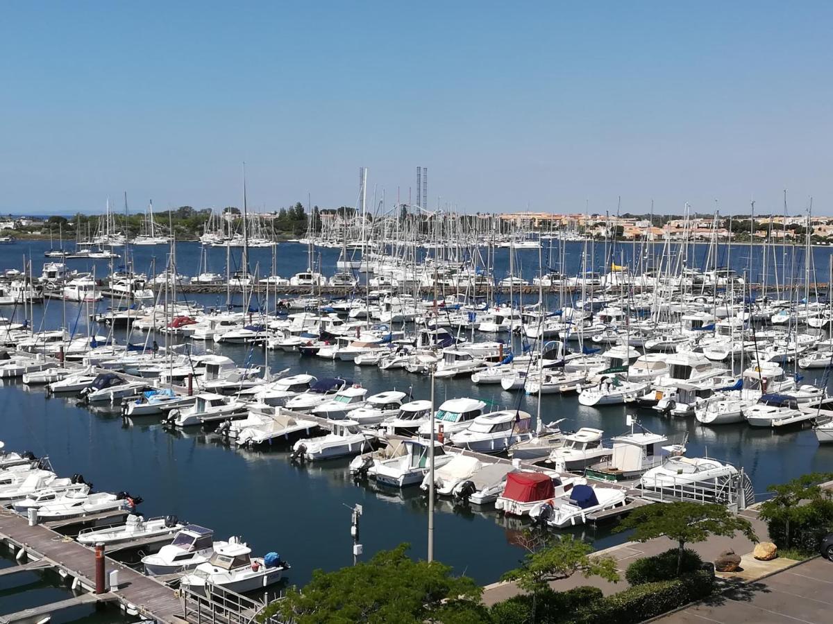 Studio Cabine Vue Port Avec Parking Prive, Piscine, Parc, Boulodrome Agde Exterior photo