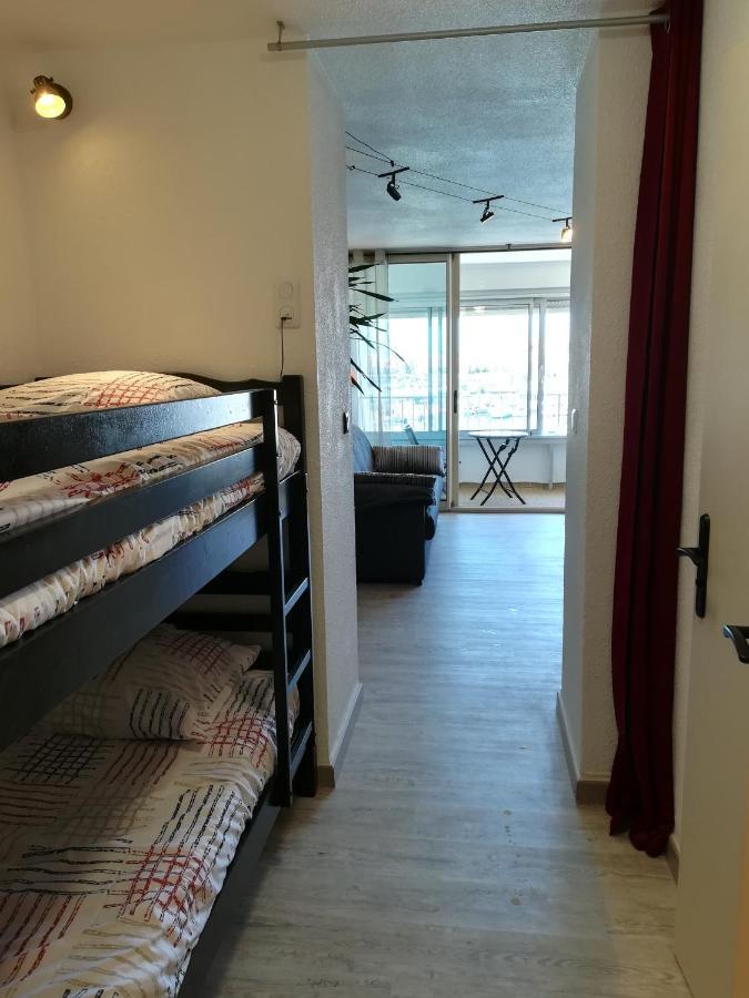 Studio Cabine Vue Port Avec Parking Prive, Piscine, Parc, Boulodrome Agde Exterior photo